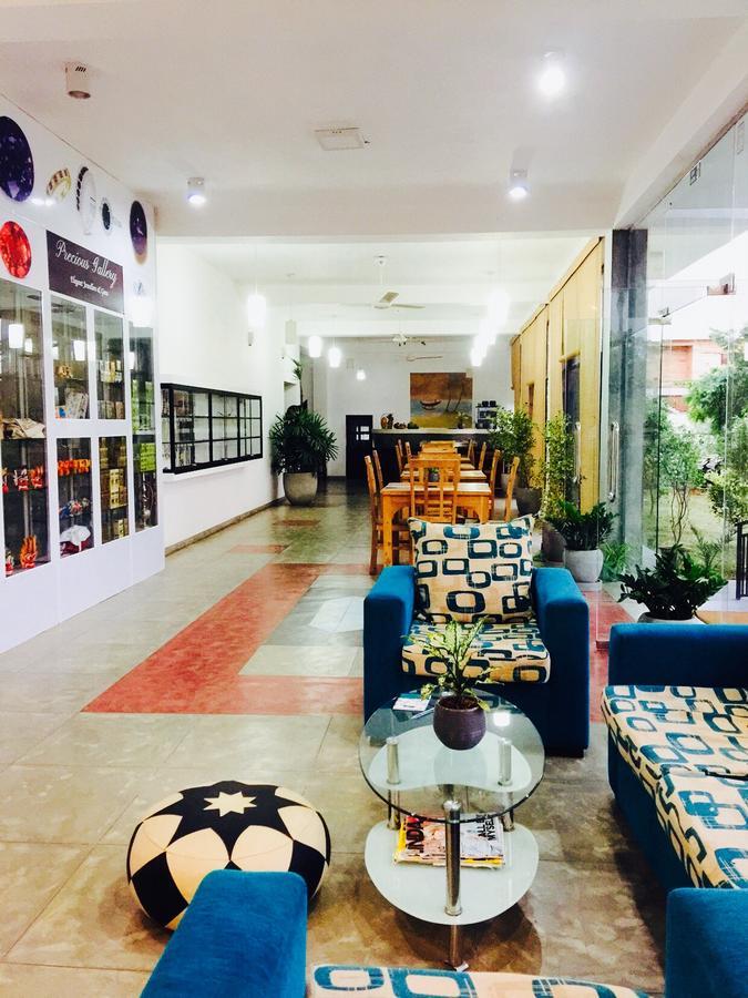 Aqua Marine Beach Resort Pasikuda Dış mekan fotoğraf